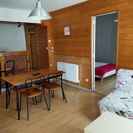 Agreable Appartement De 48 M² En Rdc La Bourboule Kültér fotó