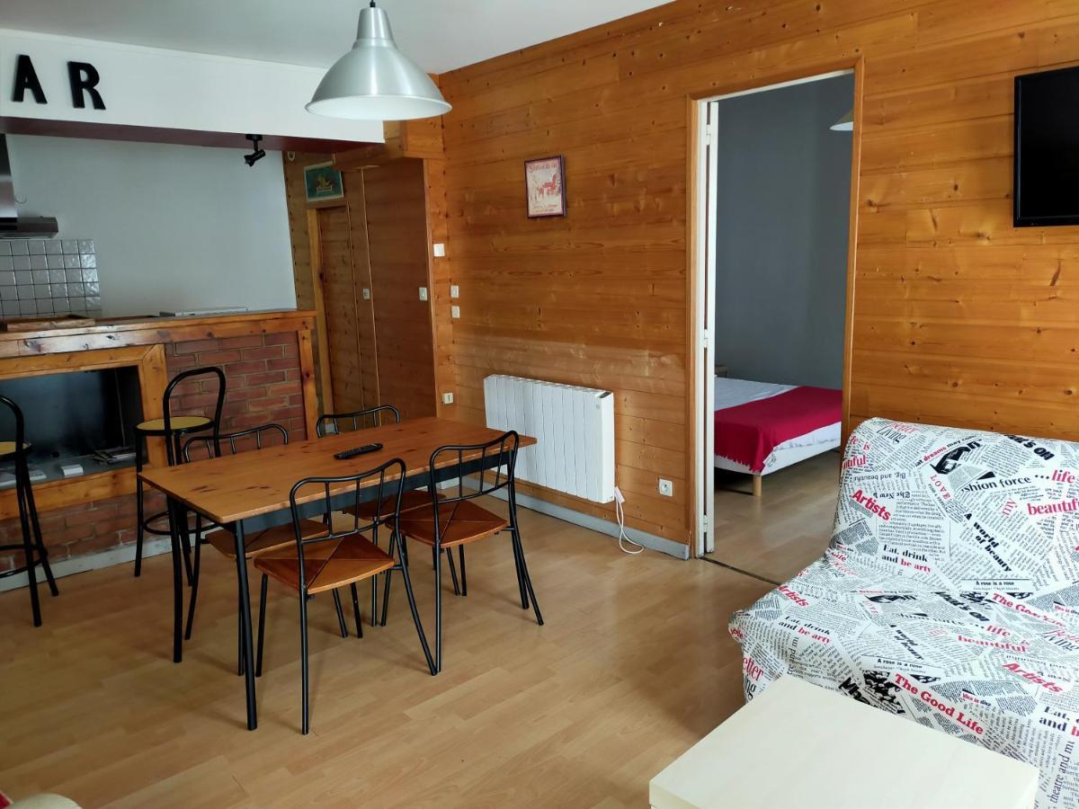 Agreable Appartement De 48 M² En Rdc La Bourboule Kültér fotó