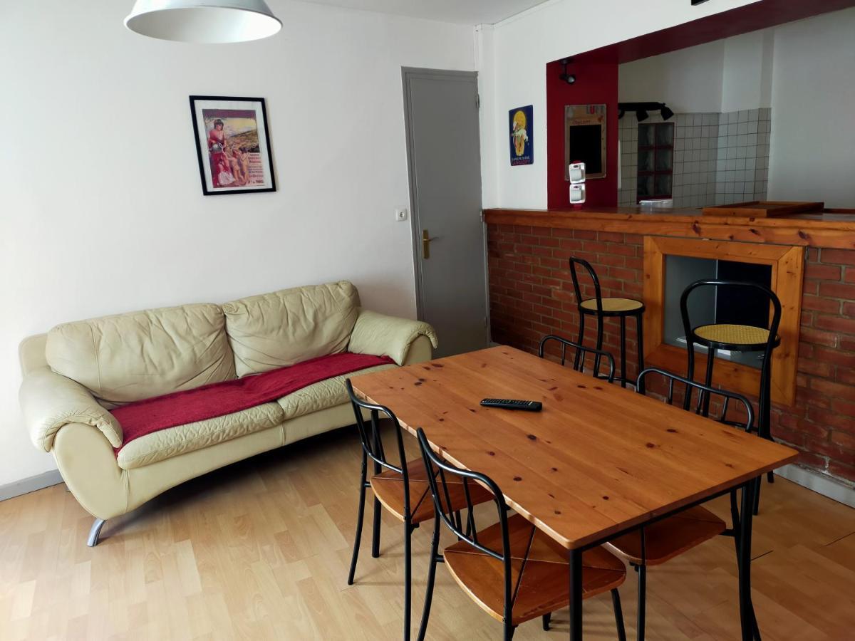Agreable Appartement De 48 M² En Rdc La Bourboule Kültér fotó